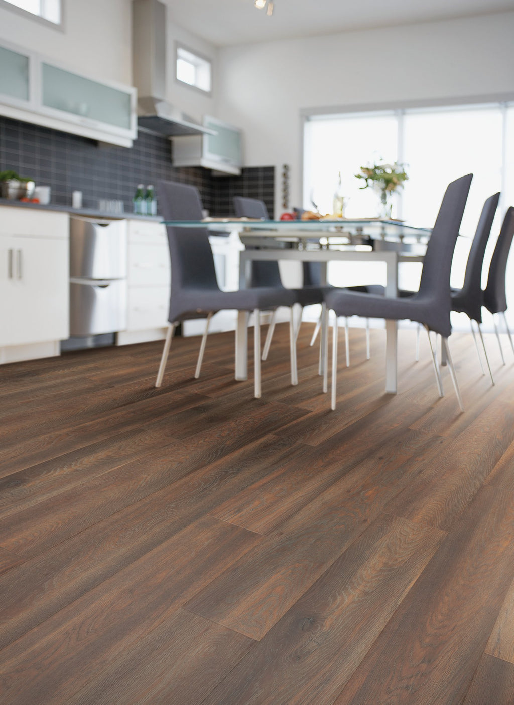 Mohawk Flooring Miramar Tides - room scene