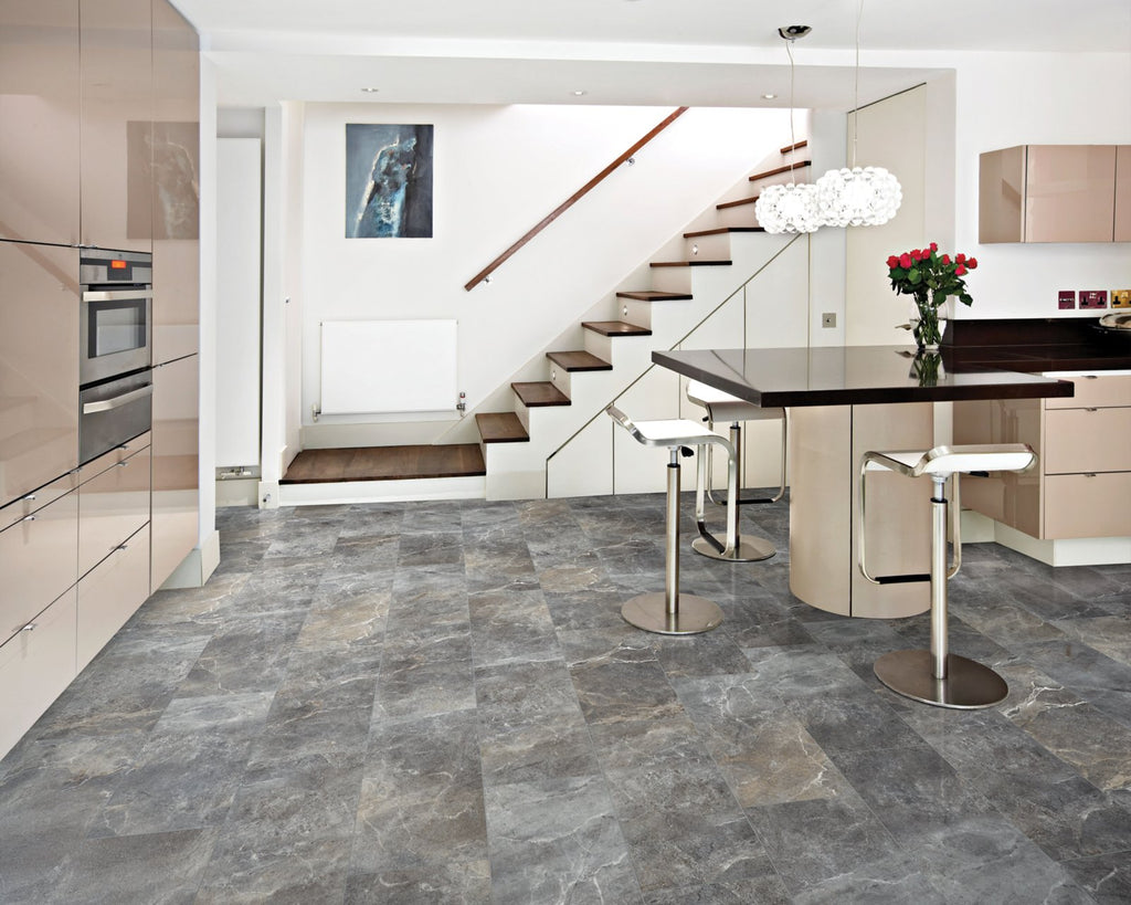 Mohawk Flooring Wanderers Loop - room scene