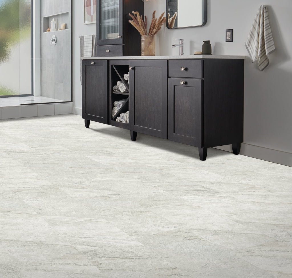 Mohawk Flooring Kascade Gardens - room scene